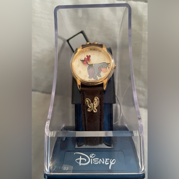 Eeyore Character Watch with Brown Leather Strap - Picture 1 of 3